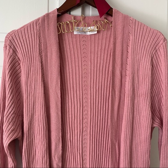 Time and Tru Sweeper Sweater - Picture 4 of 5